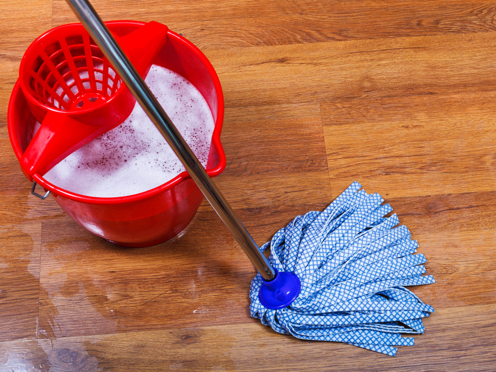 5 Things You Can Put in Mop Water for Fresh-Smelling, Sparkling Floors