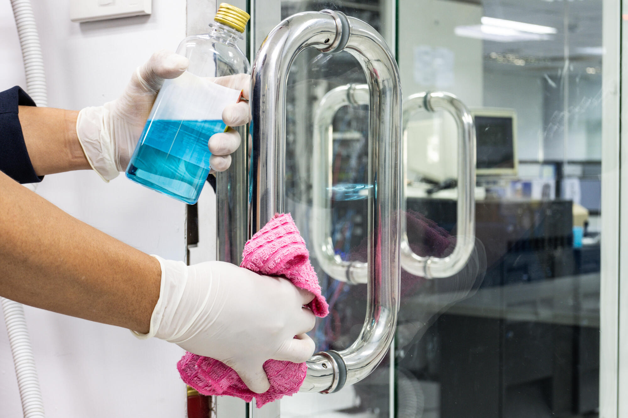 What to Look for When Hiring an Office Cleaning Service