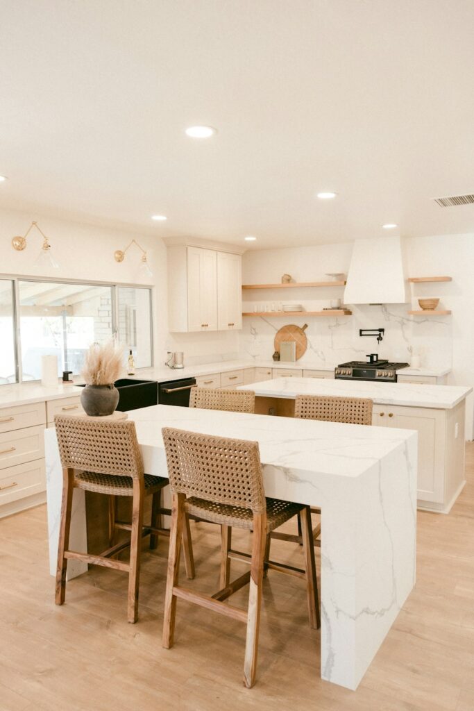 Magic Eraser: 10 Easy Tips to Make House Cleaning Simple