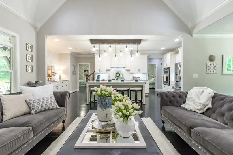 What Do House Cleaners Do? Here’s What to Expect from a Professional Cleaning Service