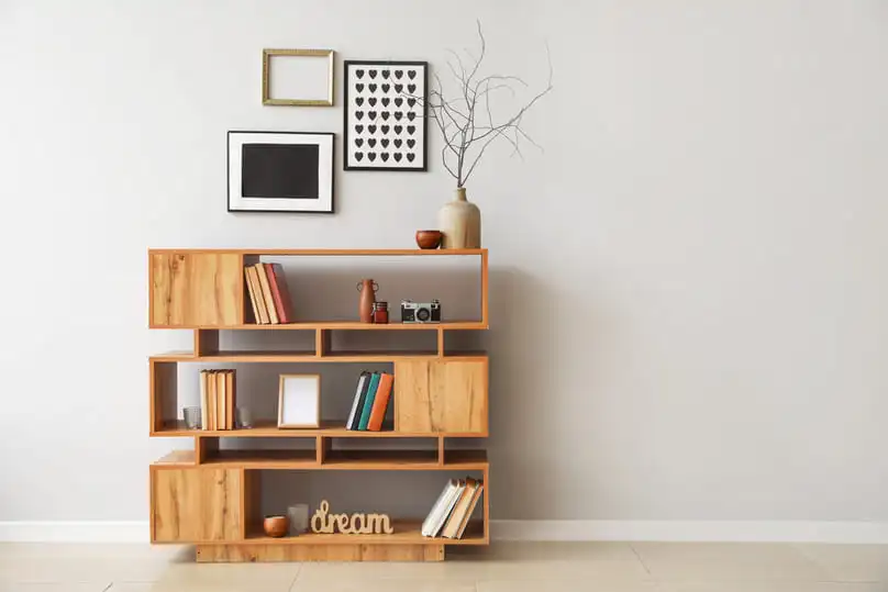 How to Clean Wooden Shelves: Complete Guide