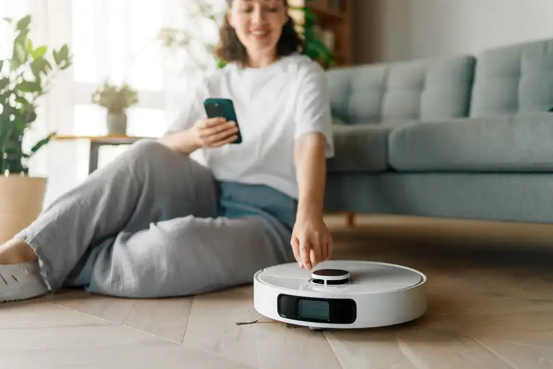 How to Clean a Robot Vacuum: Step-by-Step Maintenance Guide for Florida Homes